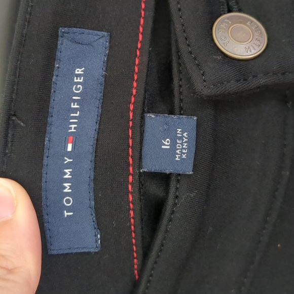 Tommy Hilfiger Women's Black Straight Cut Black Stretchy Jean Style Pants Sz 16 - Picture 3 of 12